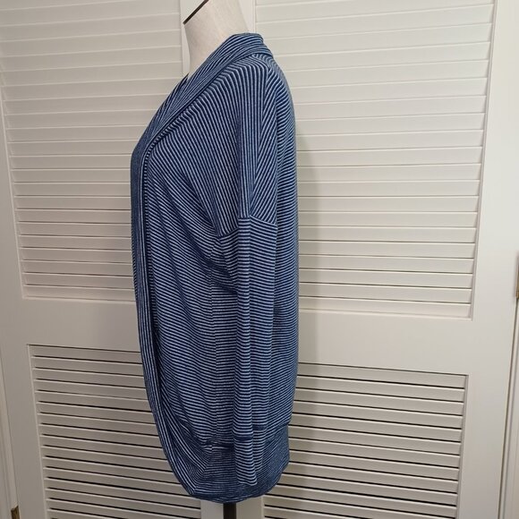 Sundry Cardigan Navy Striped Knit Open Front Cocoon Style Womens Small - Picture 6 of 12